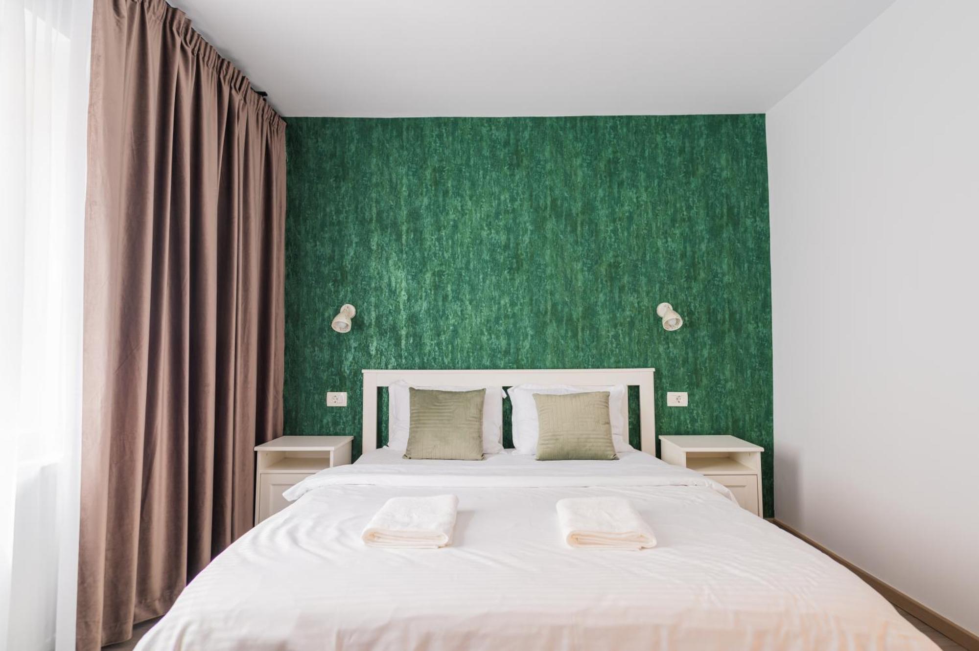 Fun House - Comfortable Stay With Garden And Near Parking براشوف المظهر الخارجي الصورة