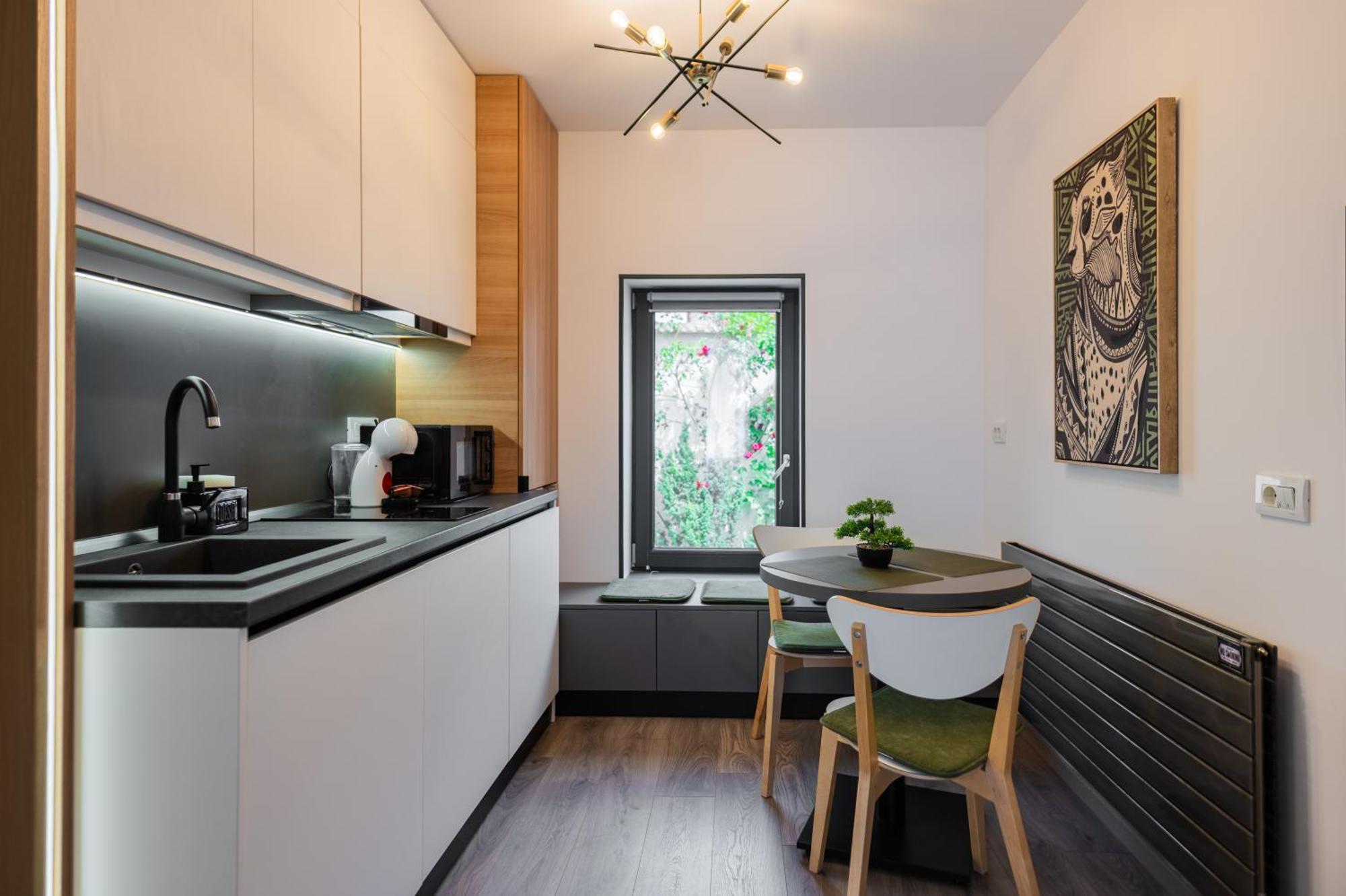 Fun House - Comfortable Stay With Garden And Near Parking براشوف المظهر الخارجي الصورة